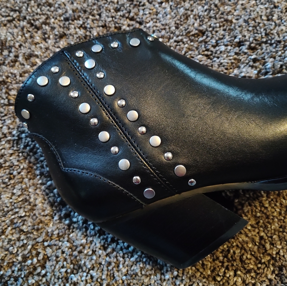 Marc Fisher LTD Deni Boots - Picture 10 of 15